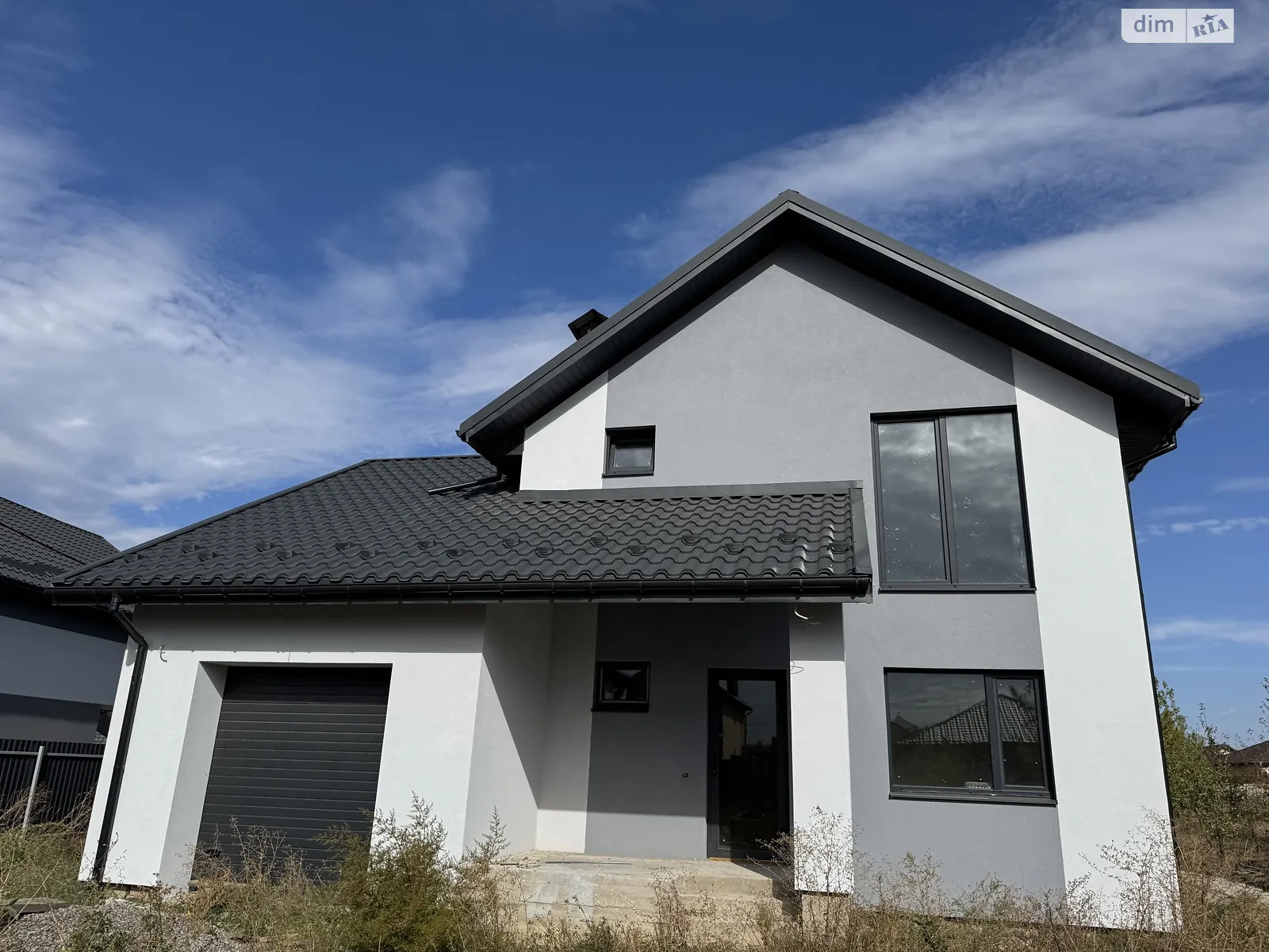 Продается дом на 2 этажа 160 кв. м с балконом, цена: 149000 $ - фото 1