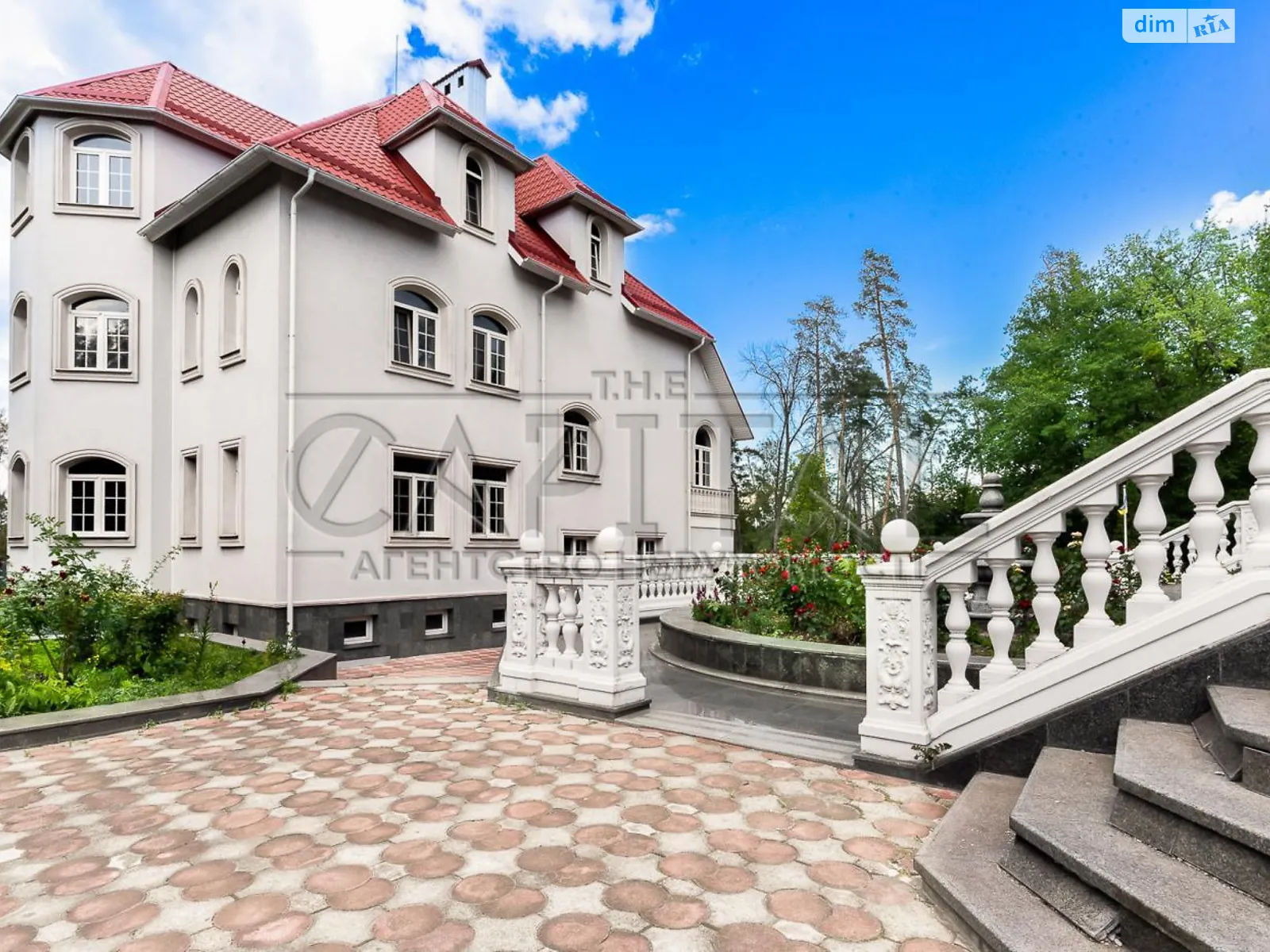 Продается помещения свободного назначения 1720 кв. м в 3-этажном здании - фото 2