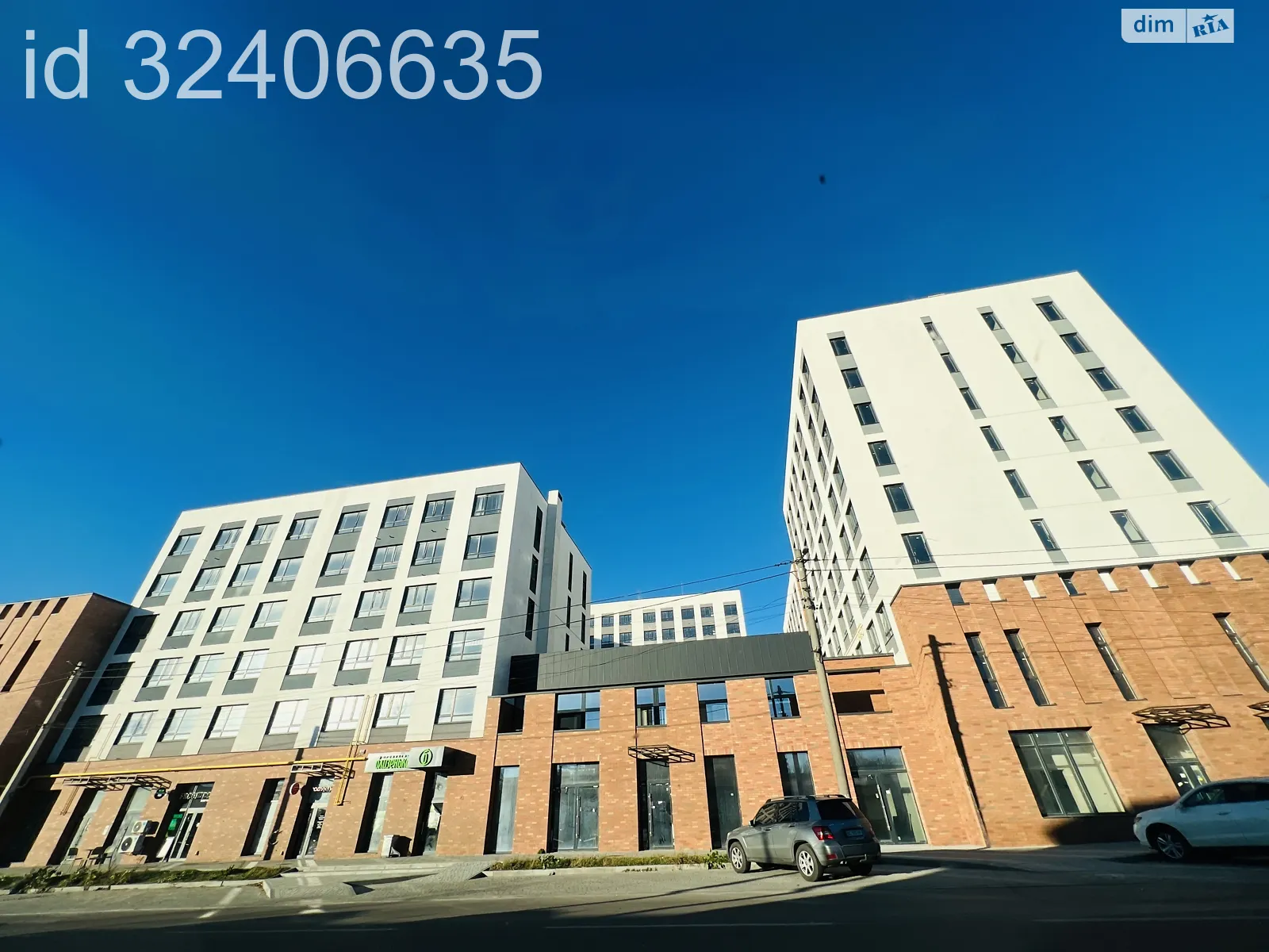 Продается 1-комнатная квартира 51 кв. м в Львове, ул. Владимира Навроцкого, 31 - фото 1