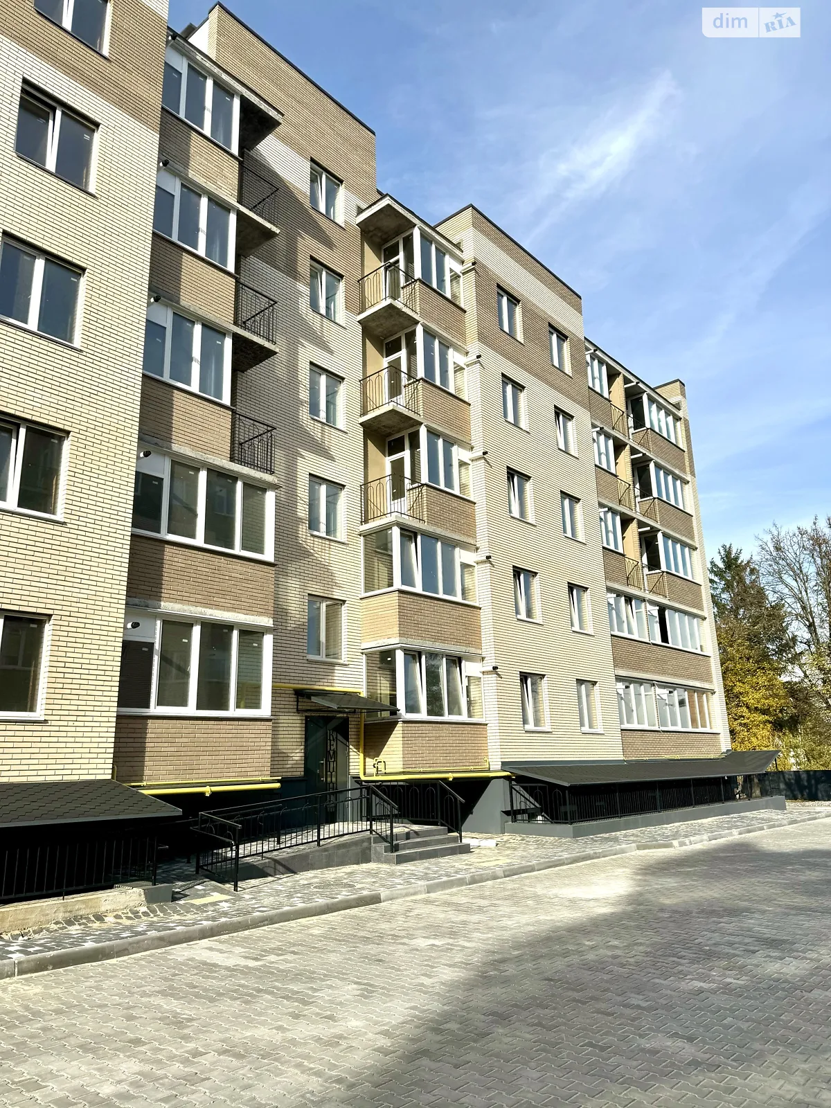 Продается 1-комнатная квартира 35.5 кв. м в Стрижавке - фото 2