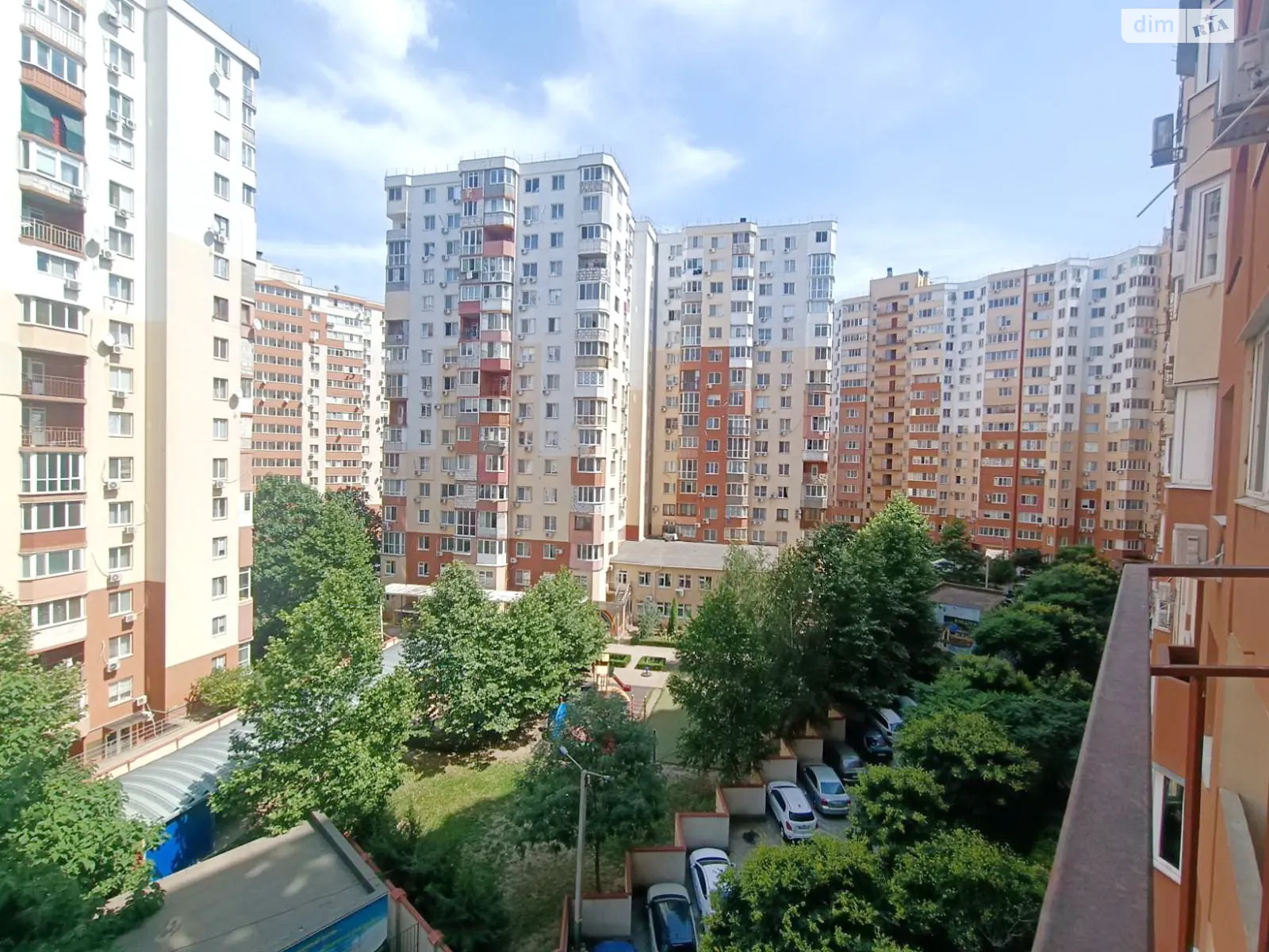 Продается 2-комнатная квартира 71 кв. м в Одессе - фото 1