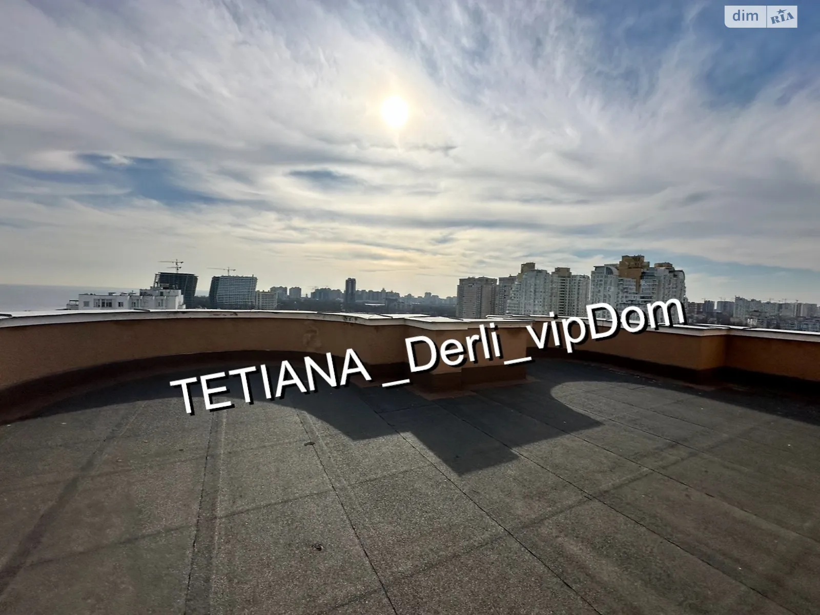 Продается 5-комнатная квартира 292.6 кв. м в Одессе, пер. Каркашадзе - фото 1