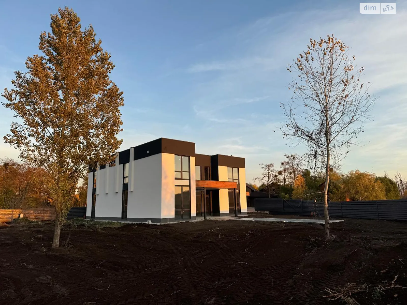 Продається будинок 2 поверховий 473.8 кв. м з меблями, цена: 350000 $ - фото 1