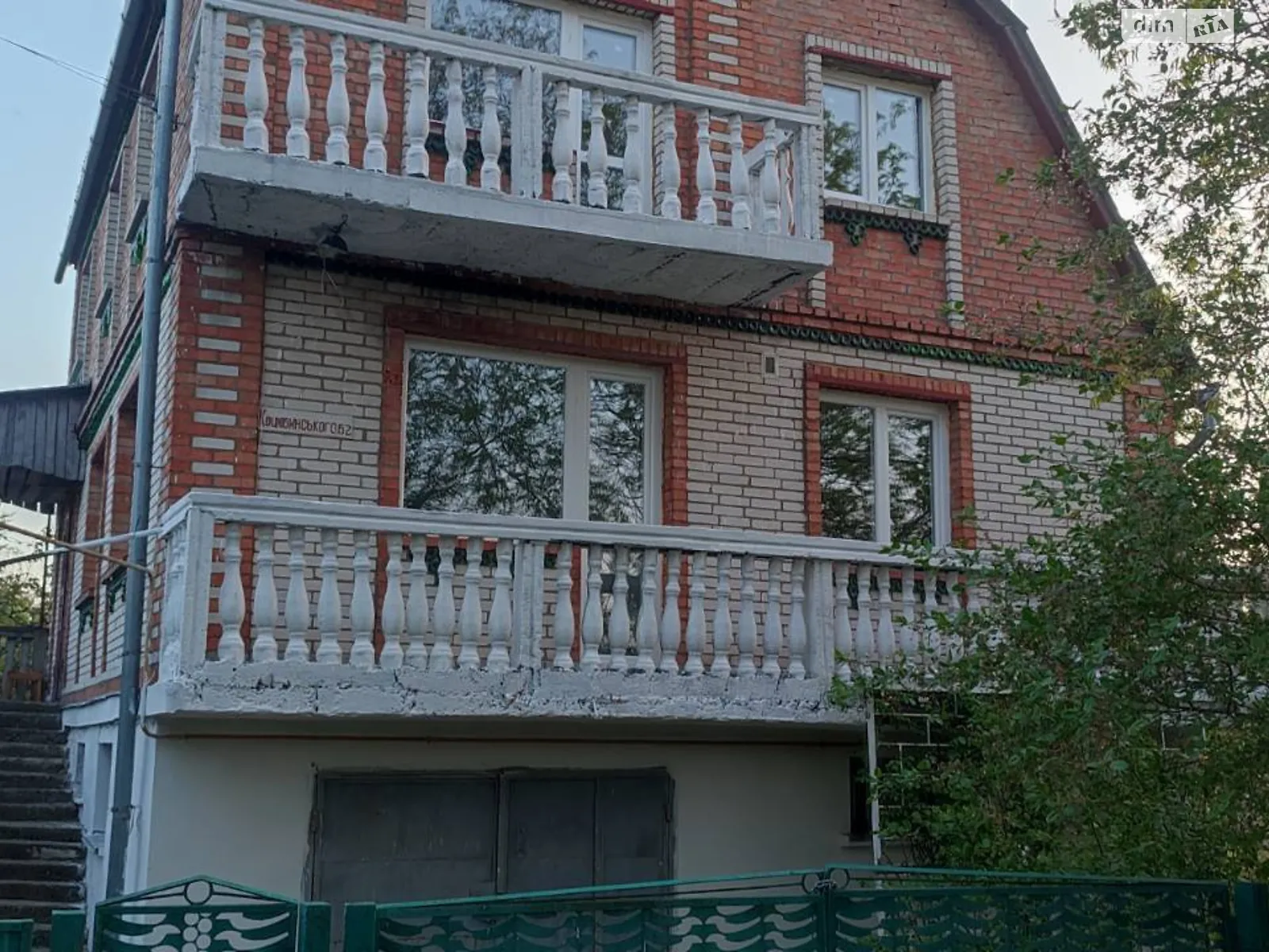 Продается дом на 2 этажа 171.5 кв. м с балконом, цена: 42500 $ - фото 1