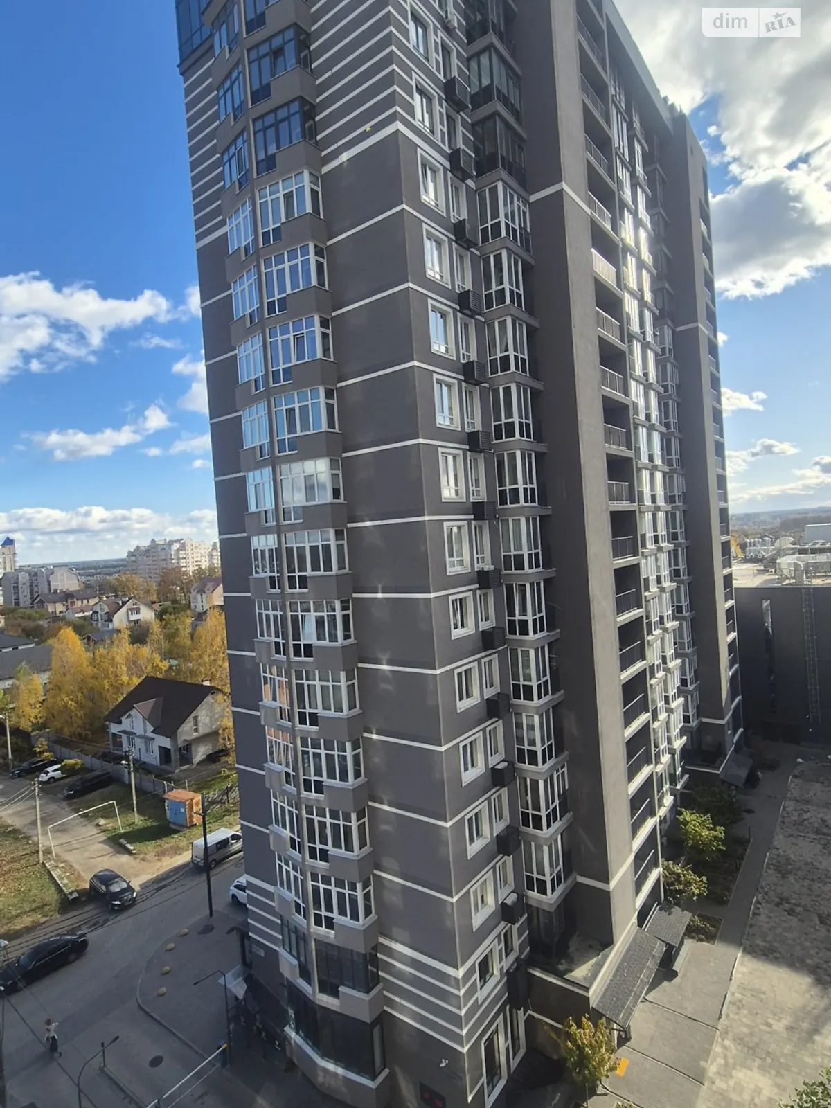 Продается 1-комнатная квартира 36 кв. м в Буче, бул. Леонида Бирюкова, 2А - фото 1