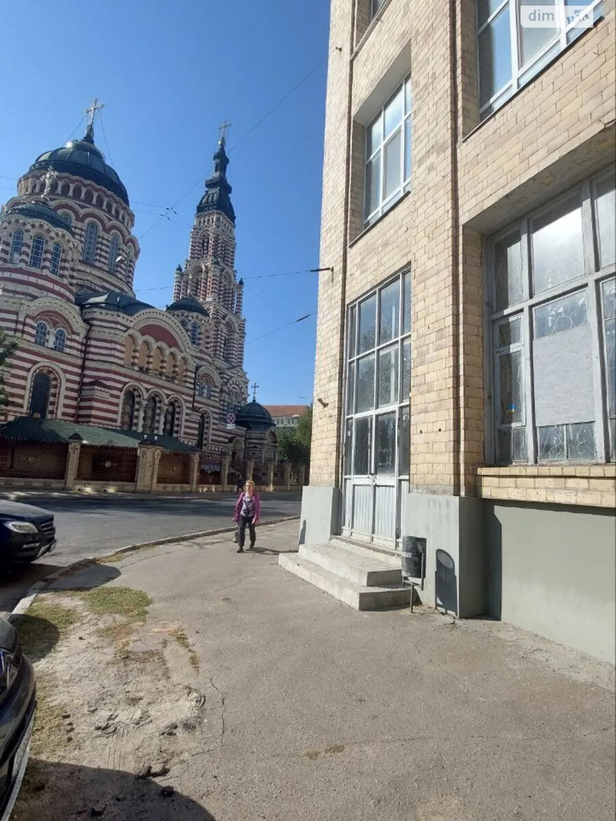 Сдается в аренду объект сферы услуг 160.2 кв. м в 3-этажном здании, цена: 36250 грн - фото 1
