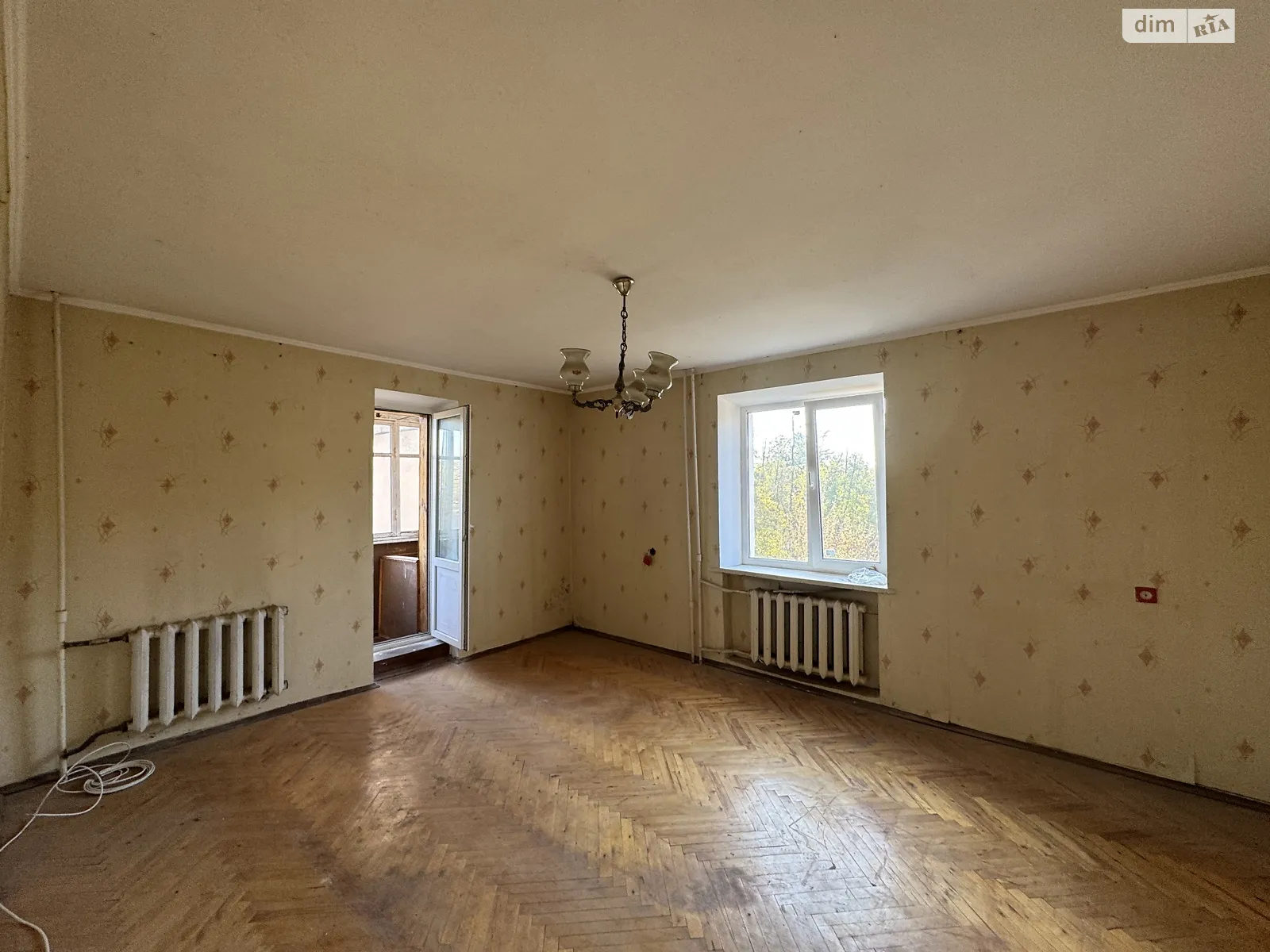 Продается 1-комнатная квартира 37.3 кв. м в Ирпене, ул. Михаила Стельмаха, 5 - фото 1