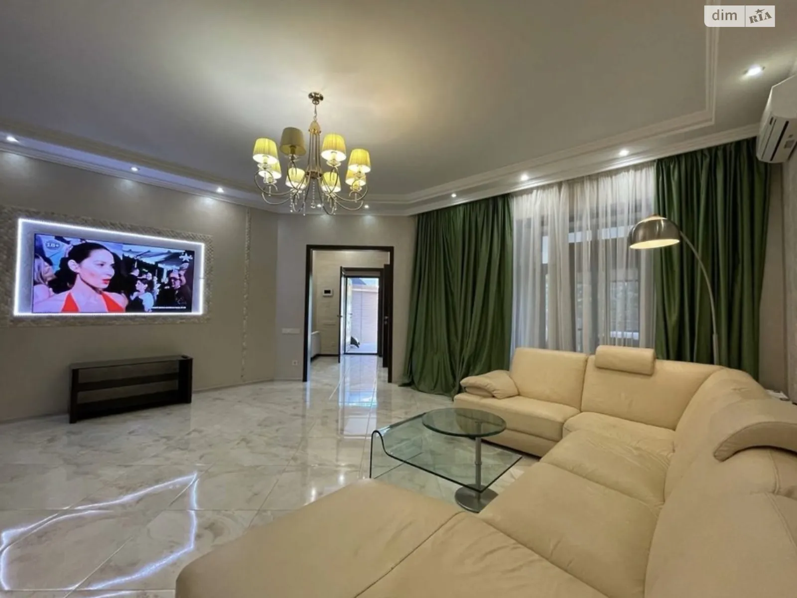 Здається в оренду будинок 2 поверховий 300 кв. м з каміном, цена: 1800 $ - фото 1