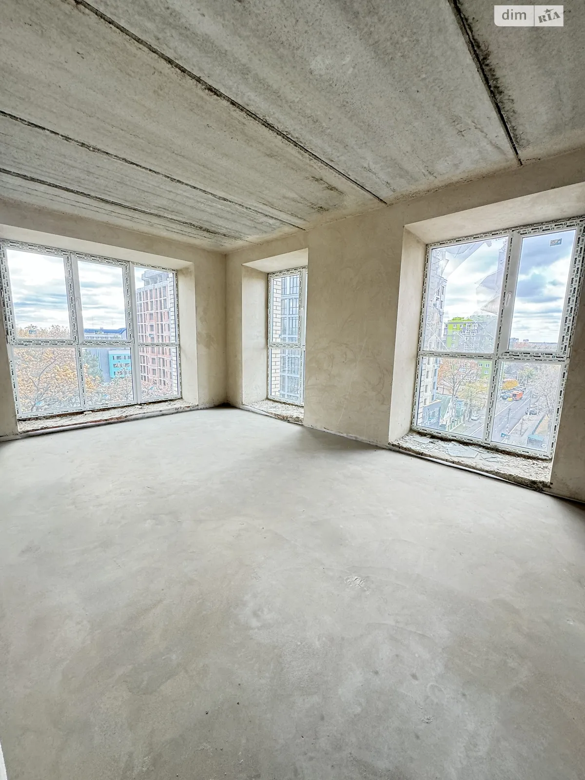 Продается 2-комнатная квартира 66 кв. м в Ирпене, пер. Тургеневский - фото 1