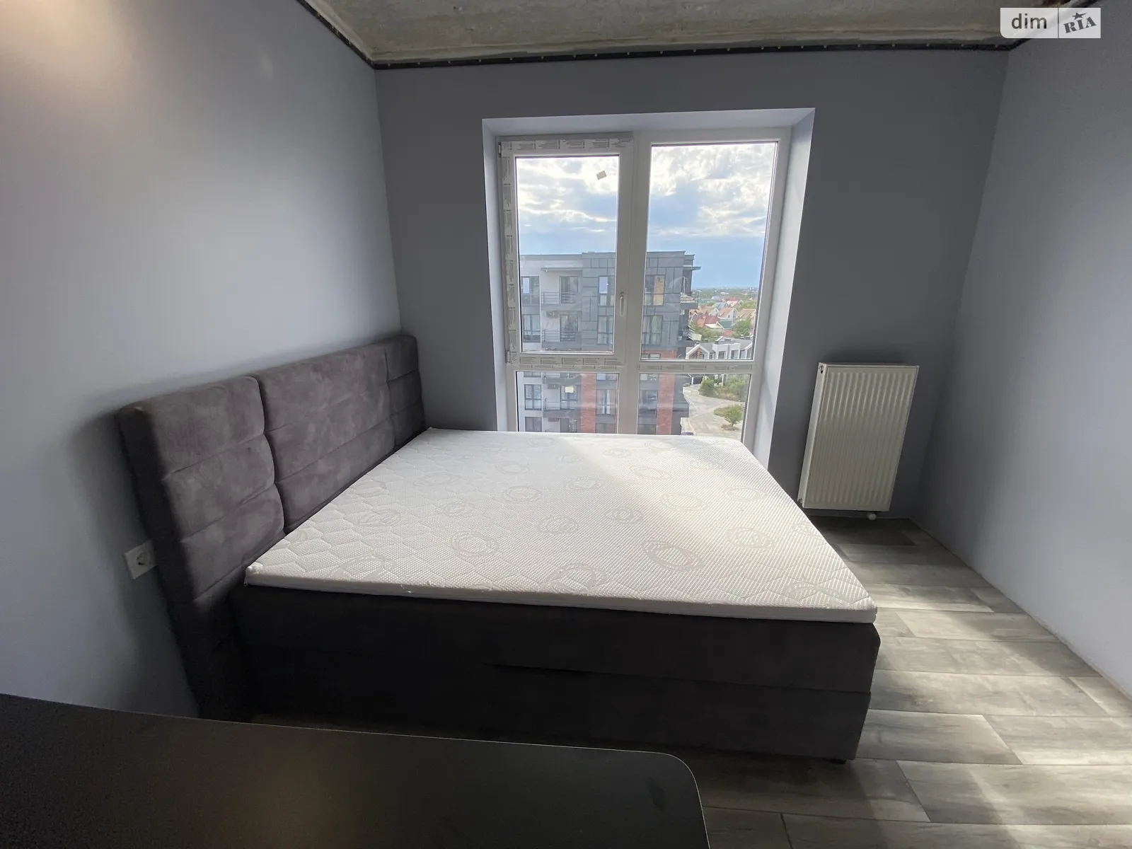 Продається 3-кімнатна квартира 65 кв. м у Ужгороді, вул. Легоцького, 64Б - фото 1