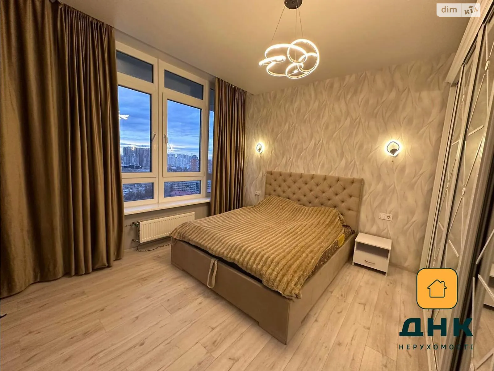 Продається 1-кімнатна квартира 45 кв. м у Одесі, вул. Генуезька, 3Б - фото 1