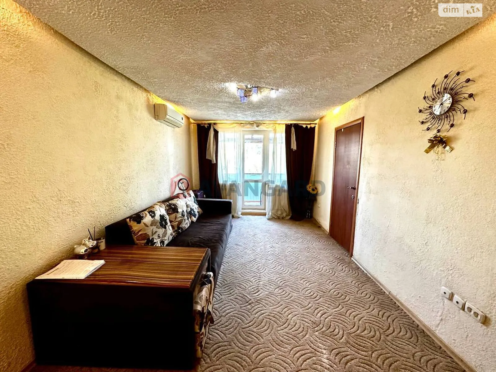 Продается 3-комнатная квартира 58.6 кв. м в Днепре, ул. Батумская, 24 - фото 1