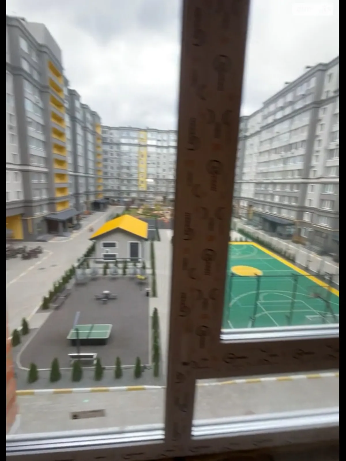 Продается 2-комнатная квартира 42 кв. м в Буче, ул. Ивана Кожедуба, 4В - фото 1