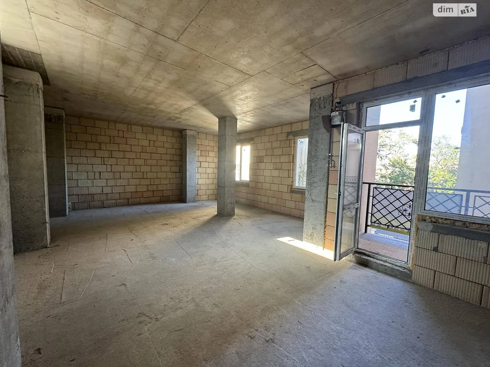 Продается 2-комнатная квартира 68.5 кв. м в Одессе, ул. Новосельского, 11 - фото 1