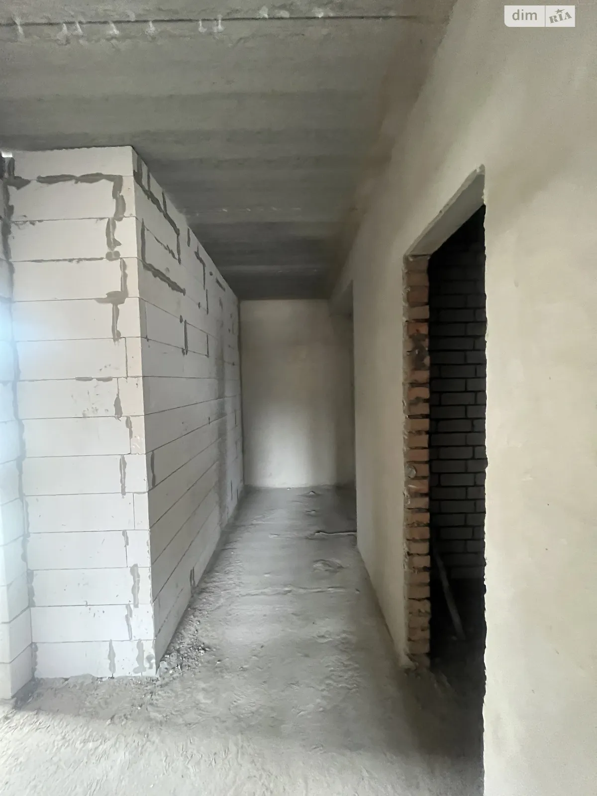 Продається 2-кімнатна квартира 59 кв. м у Гостомелі, вул. Соборна, 2 - фото 1