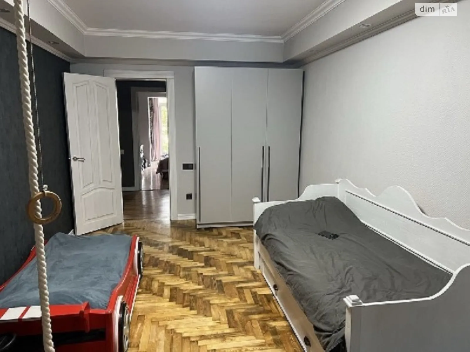 3-кімнатна квартира 70 кв. м у Запоріжжі, цена: 43999 $ - фото 1