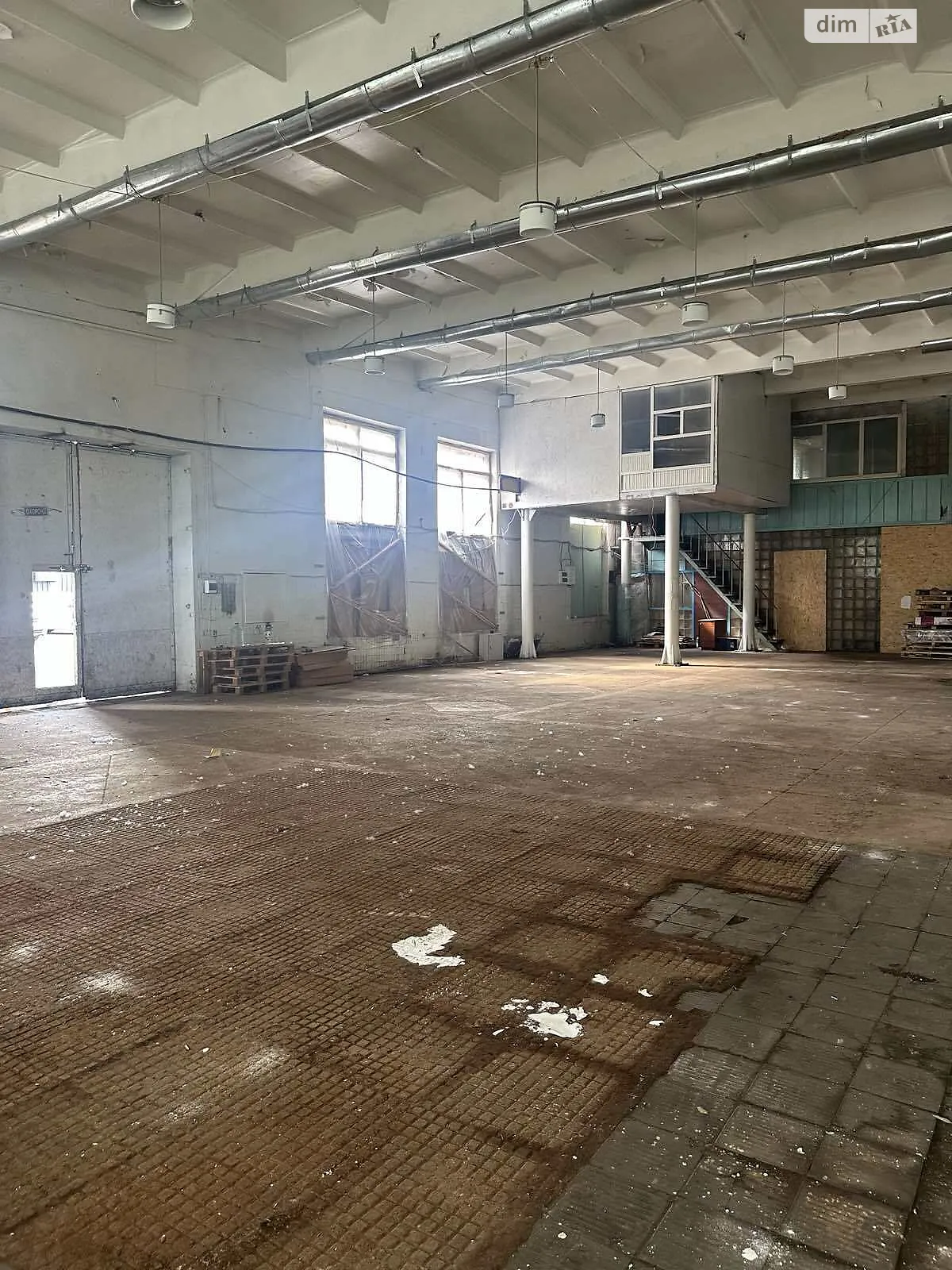 Здається в оренду об'єкт сфери послуг 500 кв. м в 2-поверховій будівлі, цена: 75000 грн - фото 1