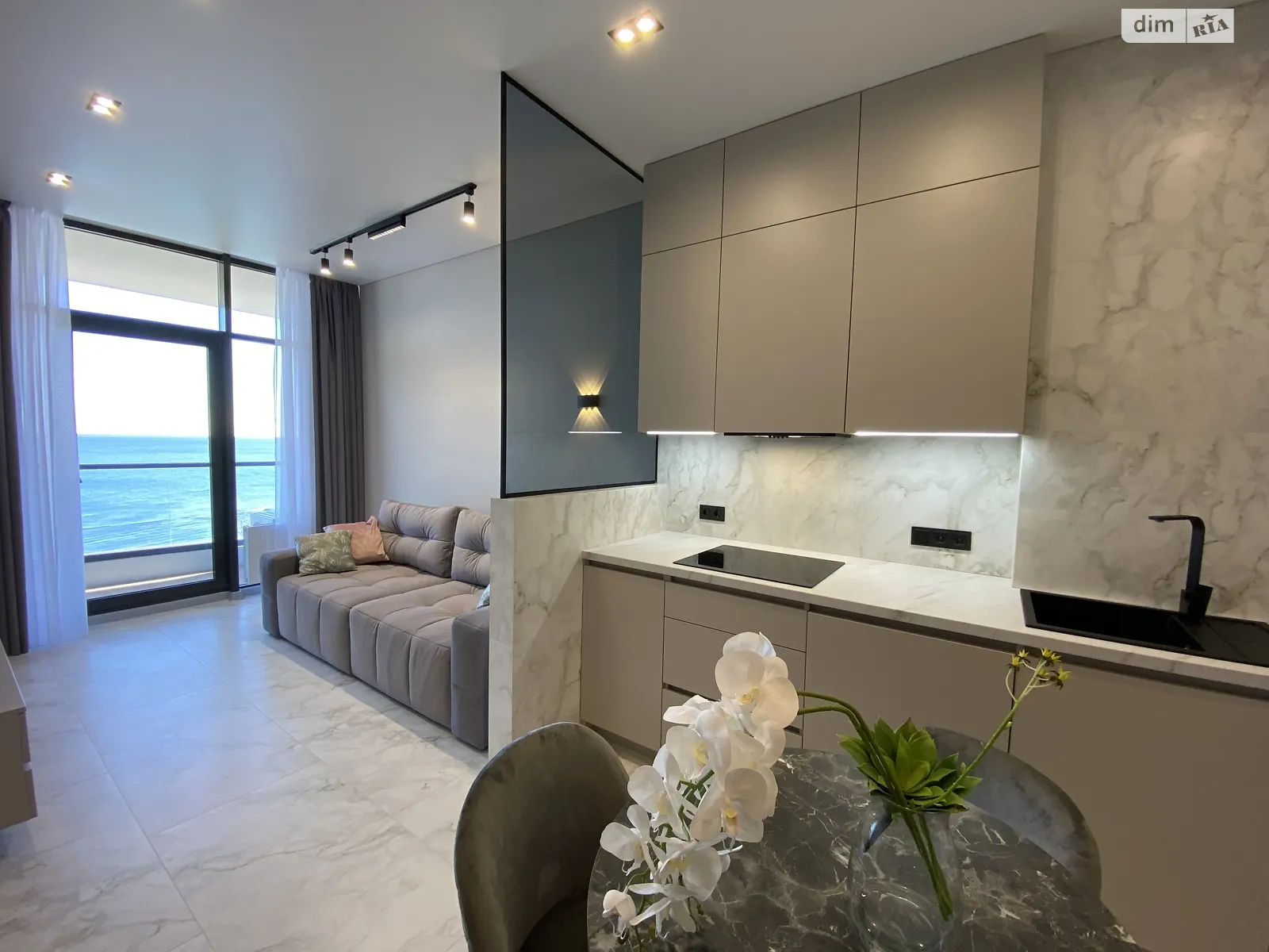 Продается 2-комнатная квартира 56 кв. м в, цена: 165000 $ - фото 1