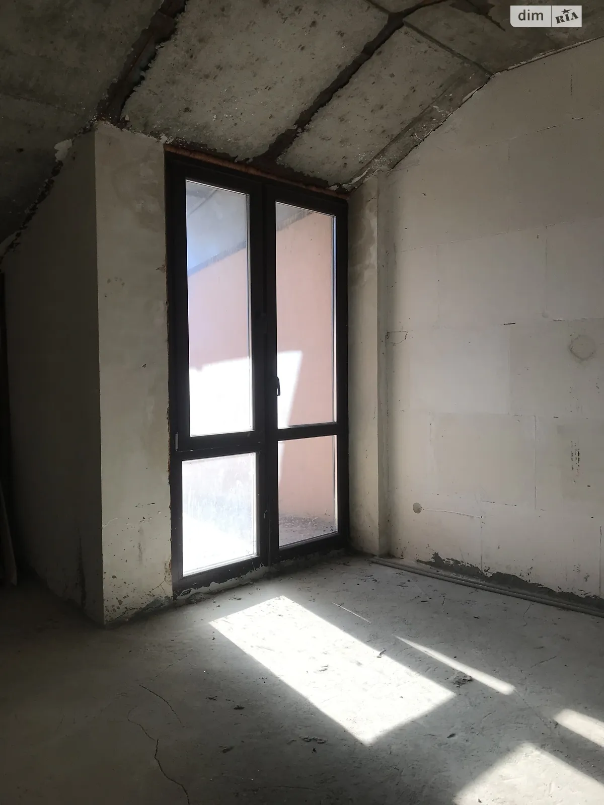 Продается 1-комнатная квартира 45 кв. м в Ивано-Франковске, ул. Витвицкого, 9 - фото 1