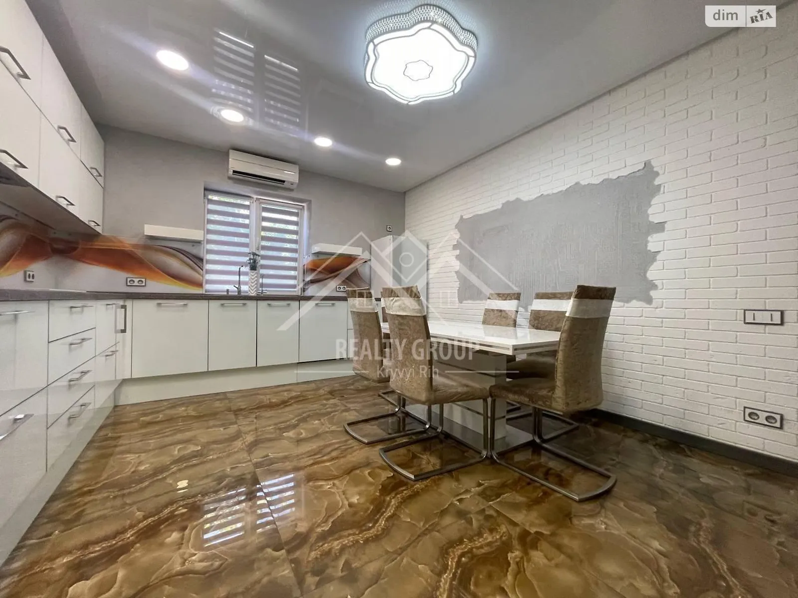 Продается одноэтажный дом 189 кв. м с мансардой, цена: 155000 $ - фото 1