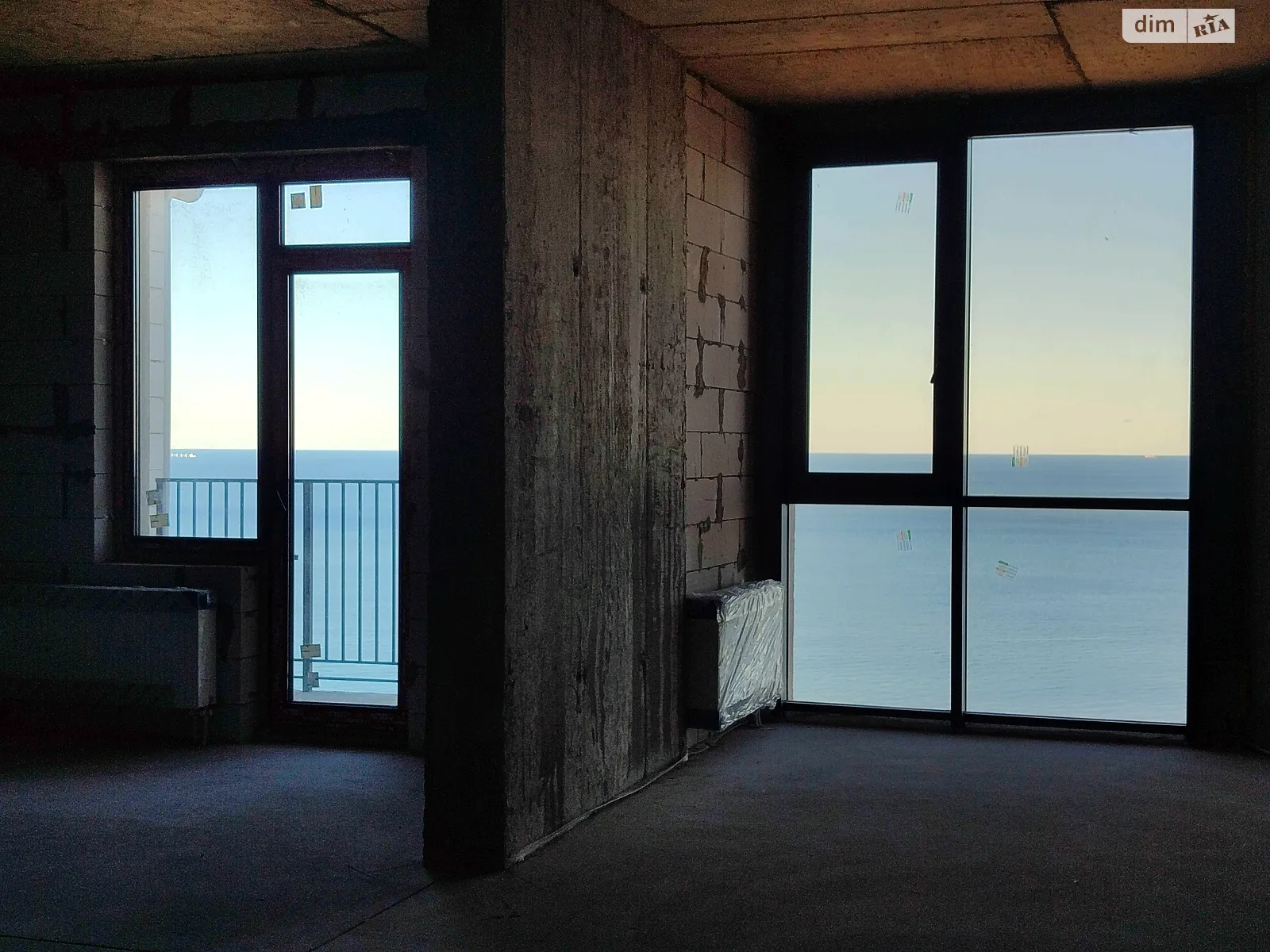 Продается 1-комнатная квартира 59 кв. м в Одессе, ул. Дача Ковалевского, 5 - фото 1