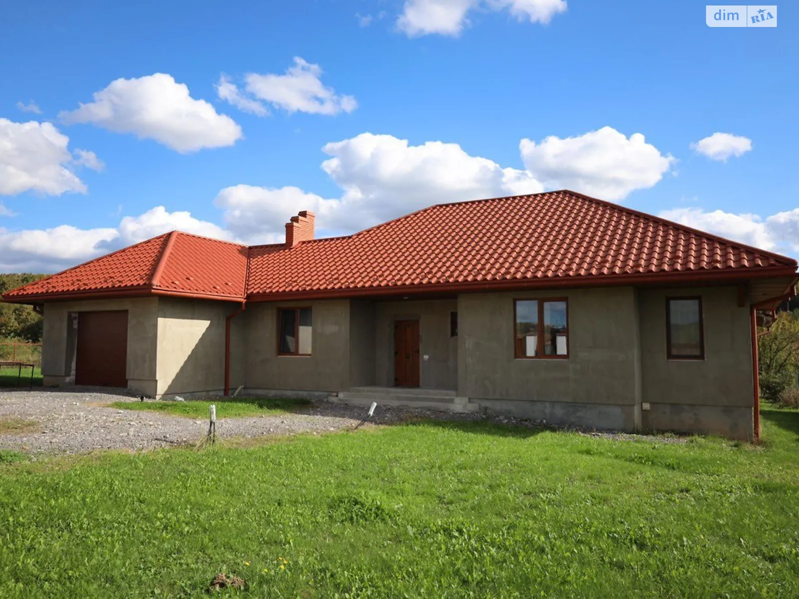 Продается одноэтажный дом 218 кв. м с баней/сауной, цена: 180000 $ - фото 1