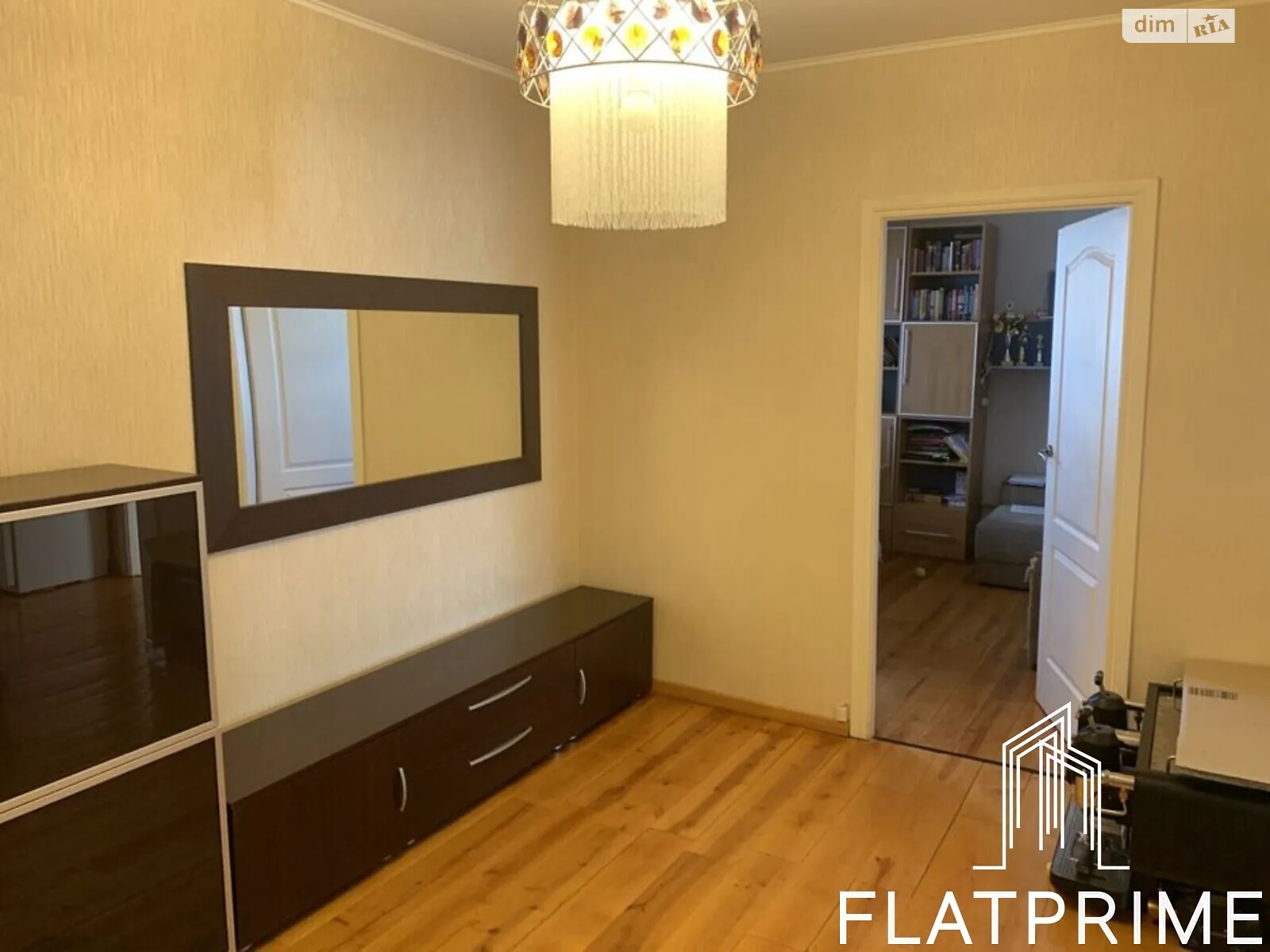 Продается 3-комнатная квартира 80 кв. м в Киеве, ул. Оноре де Бальзака, 58 - фото 1