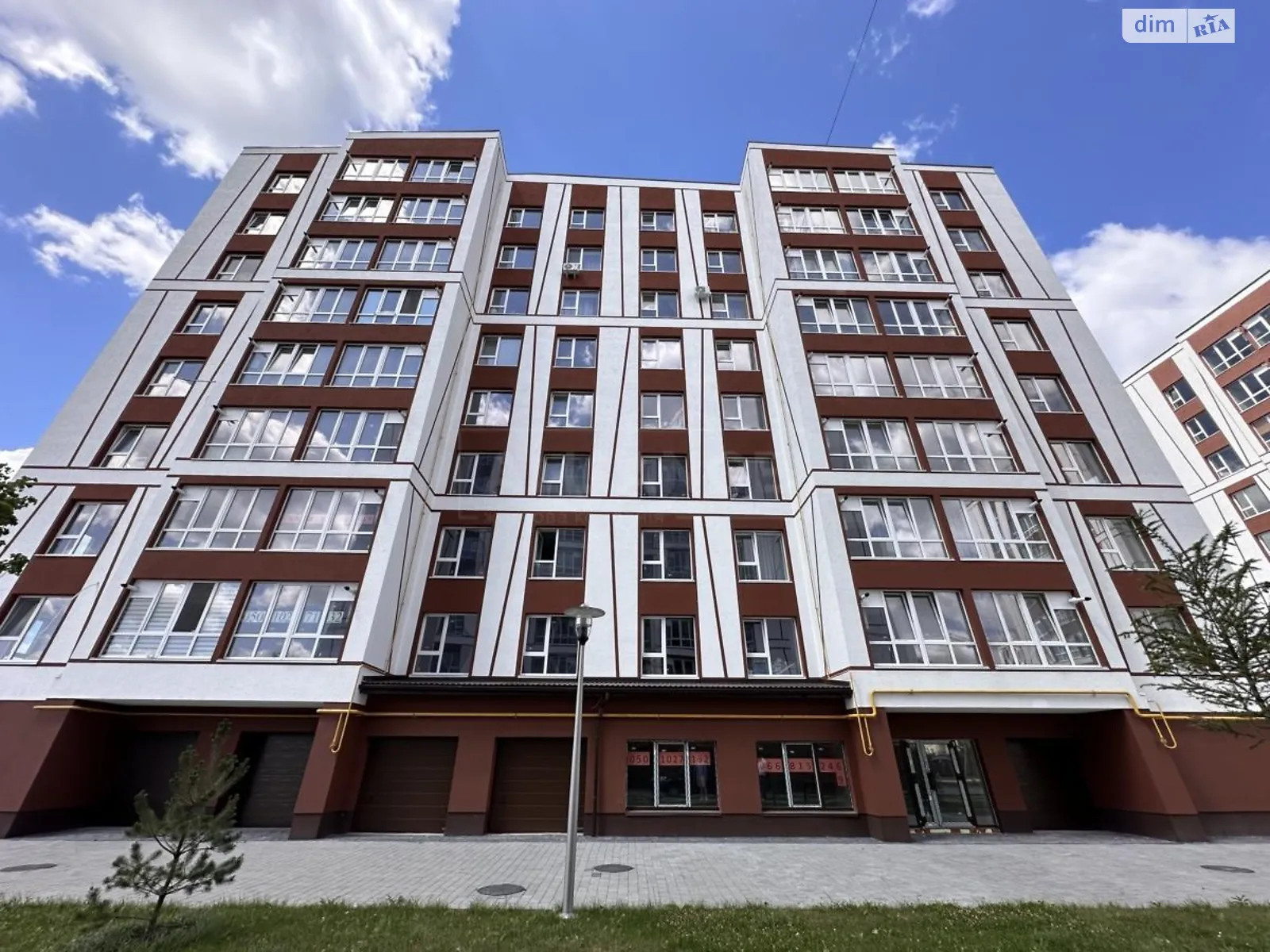 Продается 3-комнатная квартира 72.7 кв. м в Ивано-Франковске, ул. Отца Блавацкого - фото 1