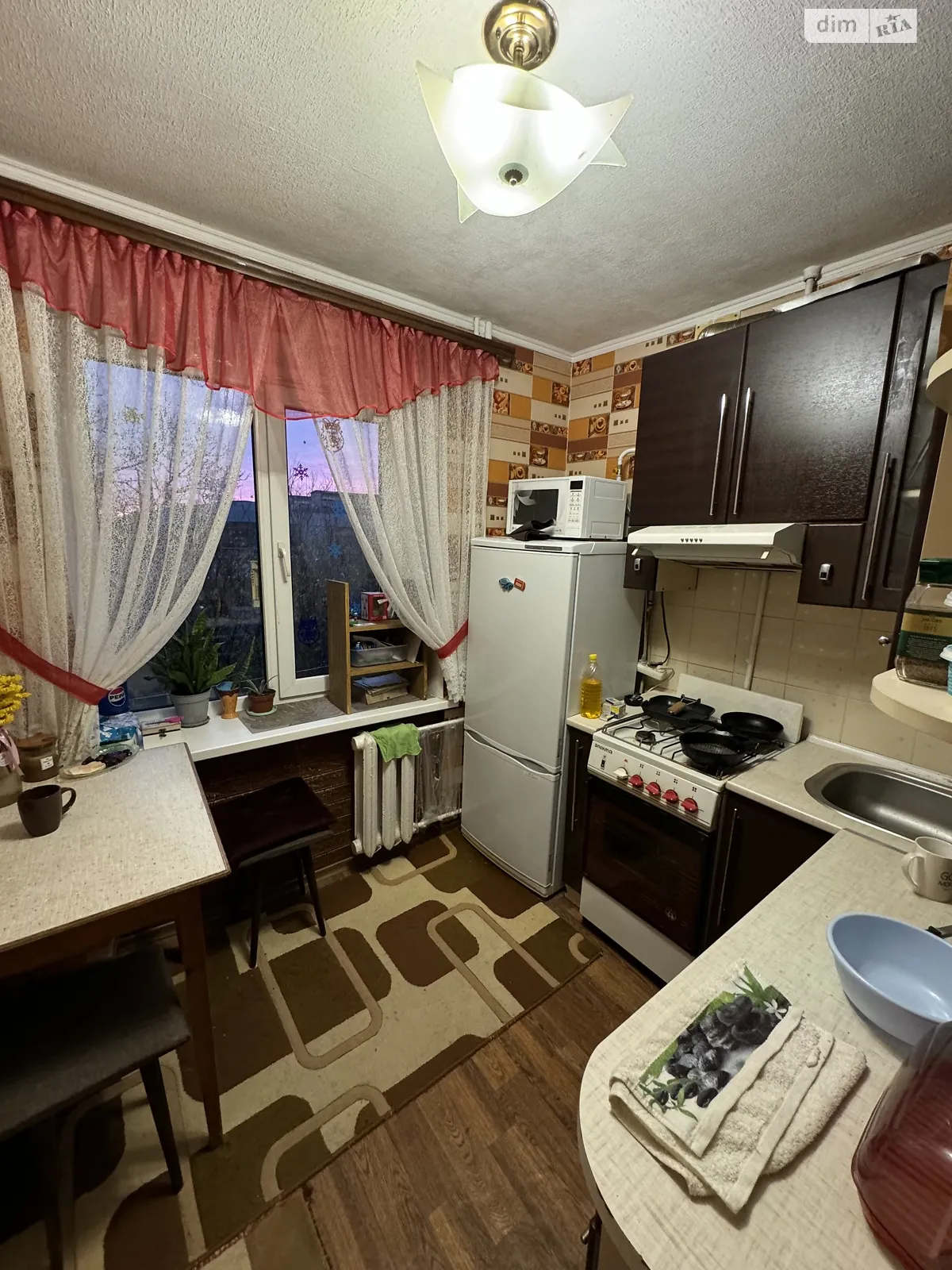 Продається 1-кімнатна квартира 35 кв. м у Полтаві, вул. Матросова, 4 - фото 1