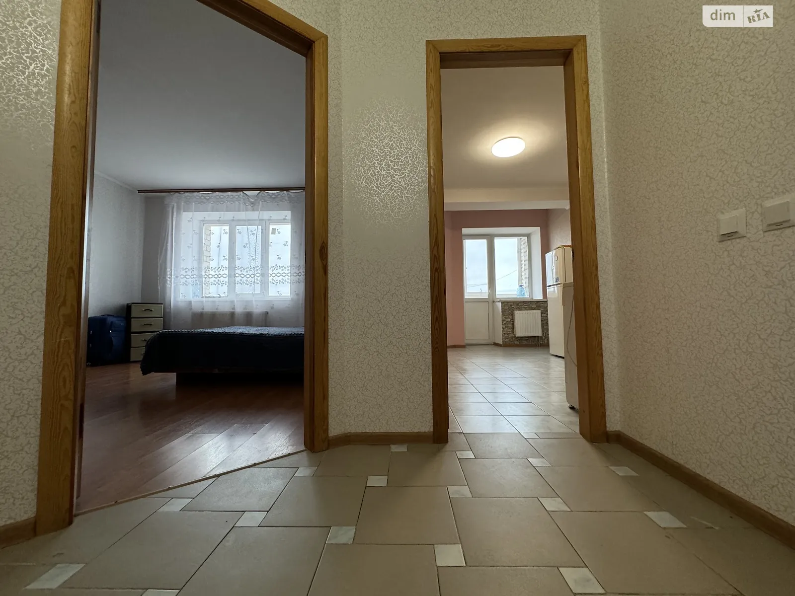 Продается 1-комнатная квартира 45.5 кв. м в Буче, ул. Новое Шоссе, 16 - фото 1