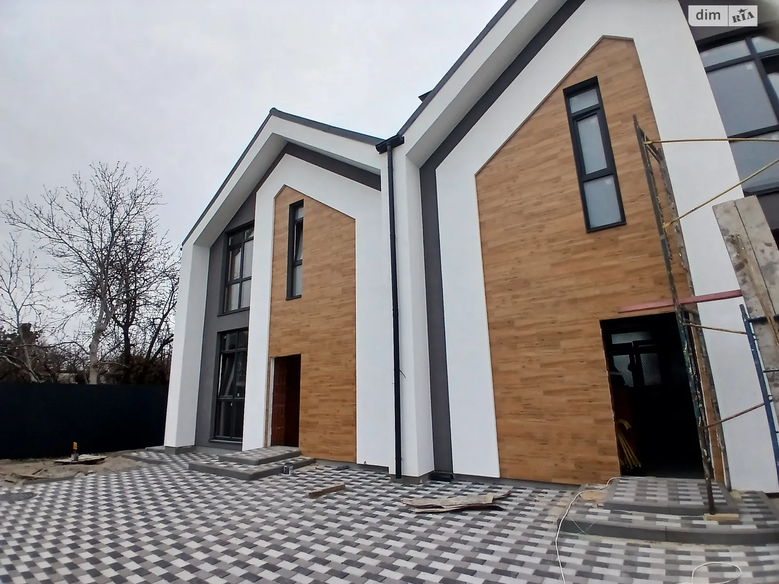 Продается часть дома 105 кв. м с садом, цена: 82000 $ - фото 1