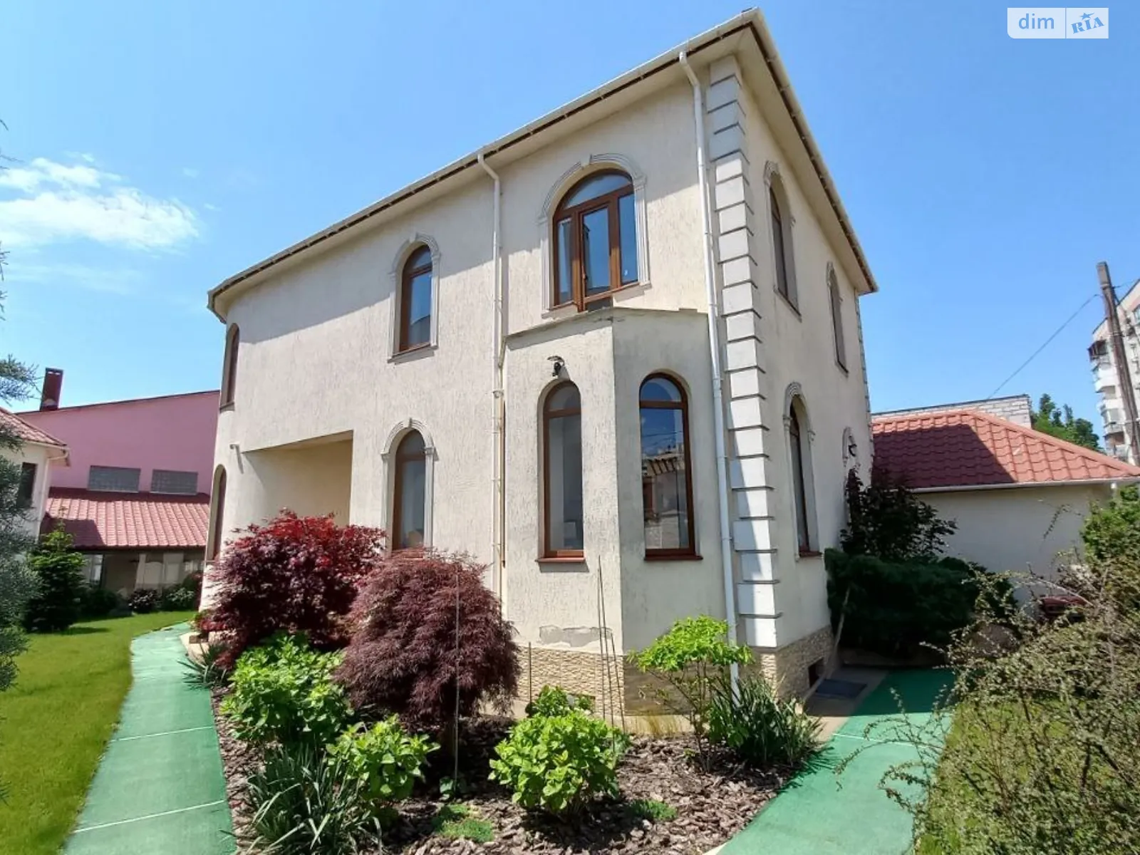 Продається будинок 2 поверховий 440 кв. м з подвалом, цена: 600000 $ - фото 1