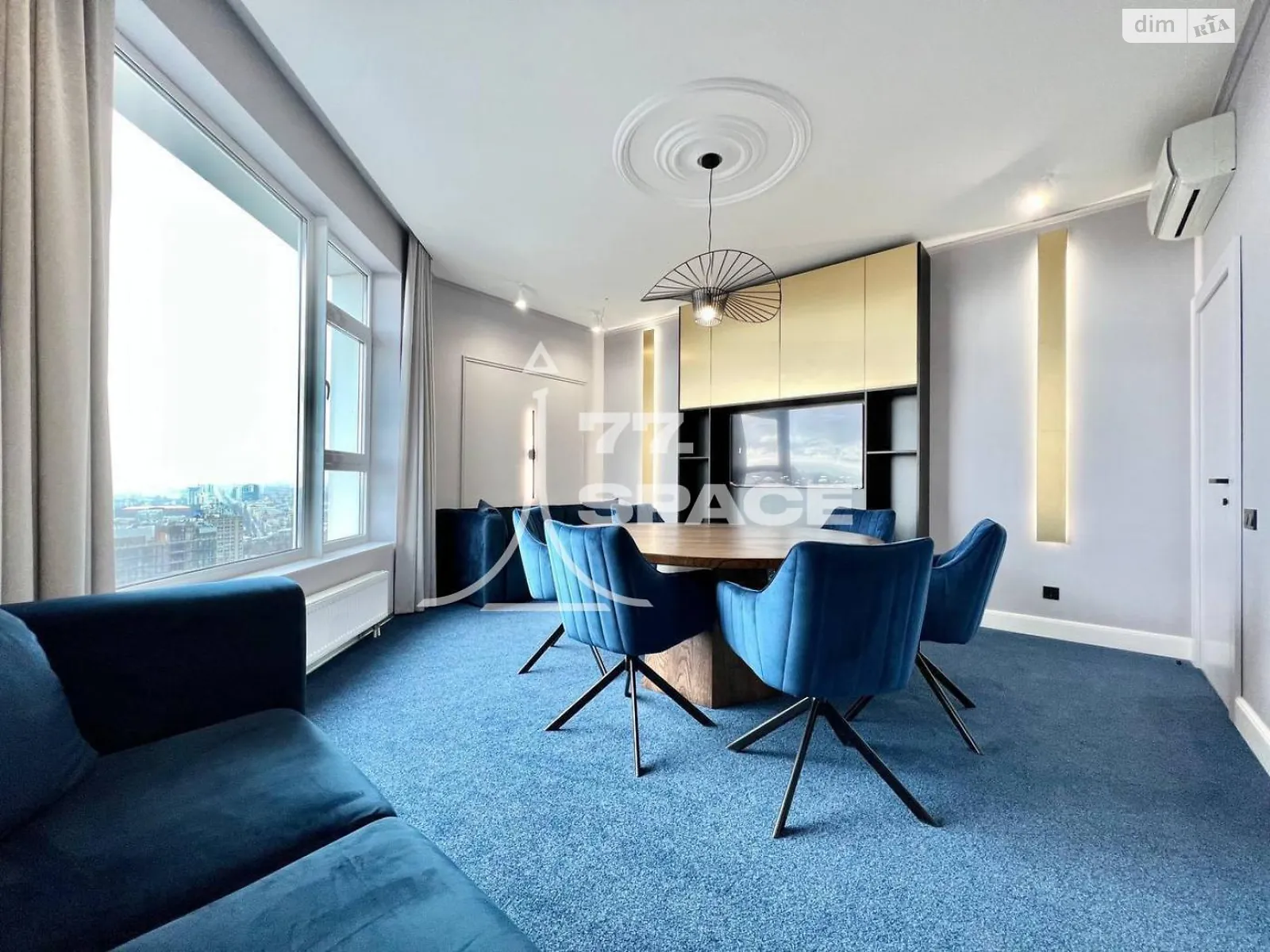 Сдается в аренду офис 269 кв. м в бизнес-центре, цена: 11000 $ - фото 1