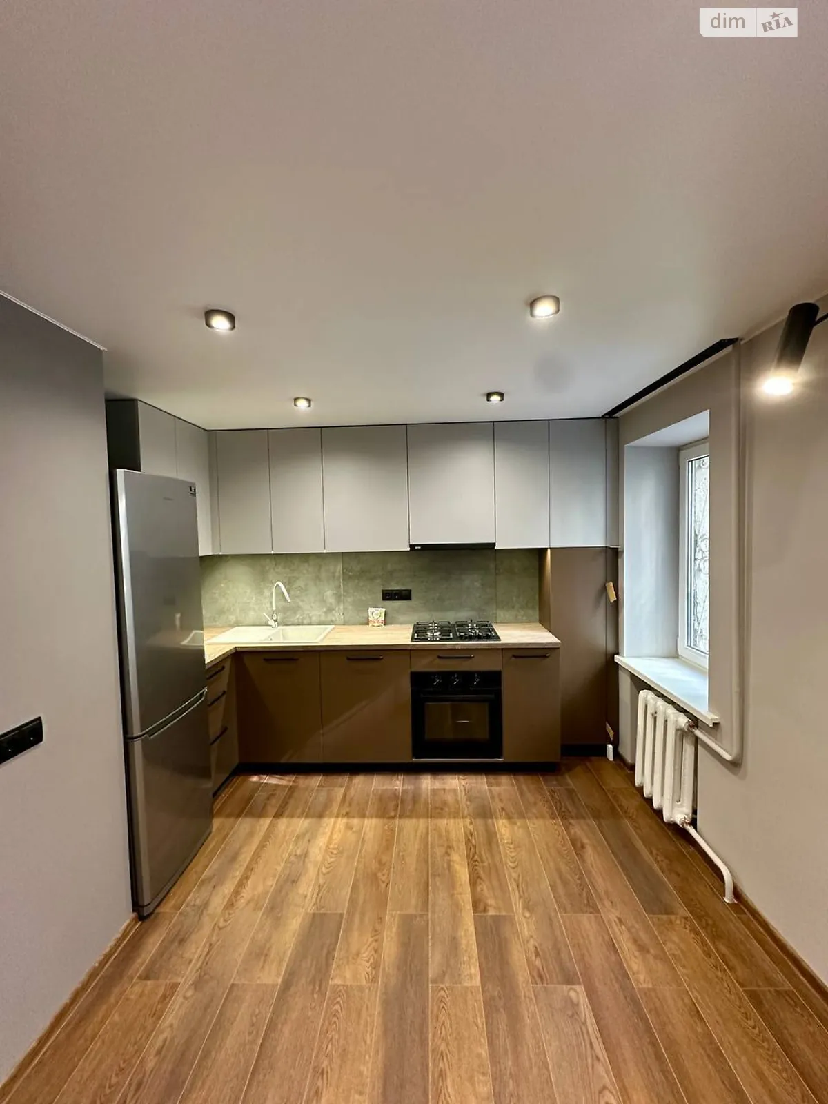 Продается 4-комнатная квартира 75.3 кв. м в Днепре, ул. Паникахи, 91 - фото 1