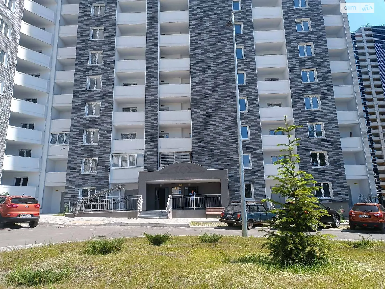 Продается 2-комнатная квартира 77 кв. м в Киеве, ул. Коноплянская, 22А - фото 1