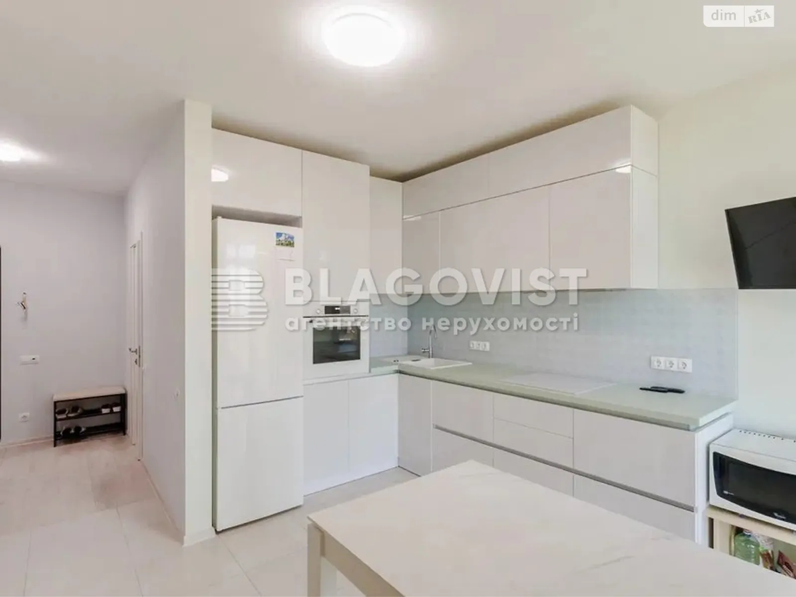 Продается 1-комнатная квартира 45 кв. м в Киеве, ул. Ушинского, 14А - фото 1