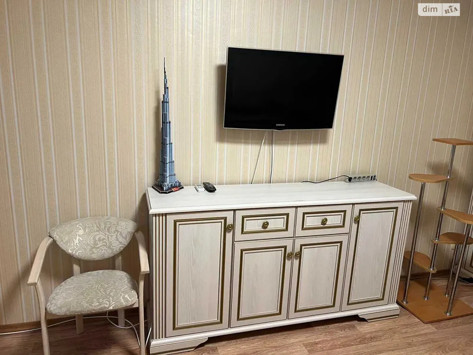 Продається 1-кімнатна квартира 40 кв. м у Києві, цена: 72500 $ - фото 1