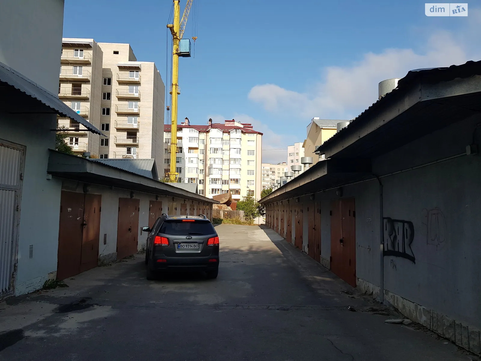 Продается отдельно стоящий гараж под легковое авто на 22.1 кв. м, цена: 17000 $ - фото 1