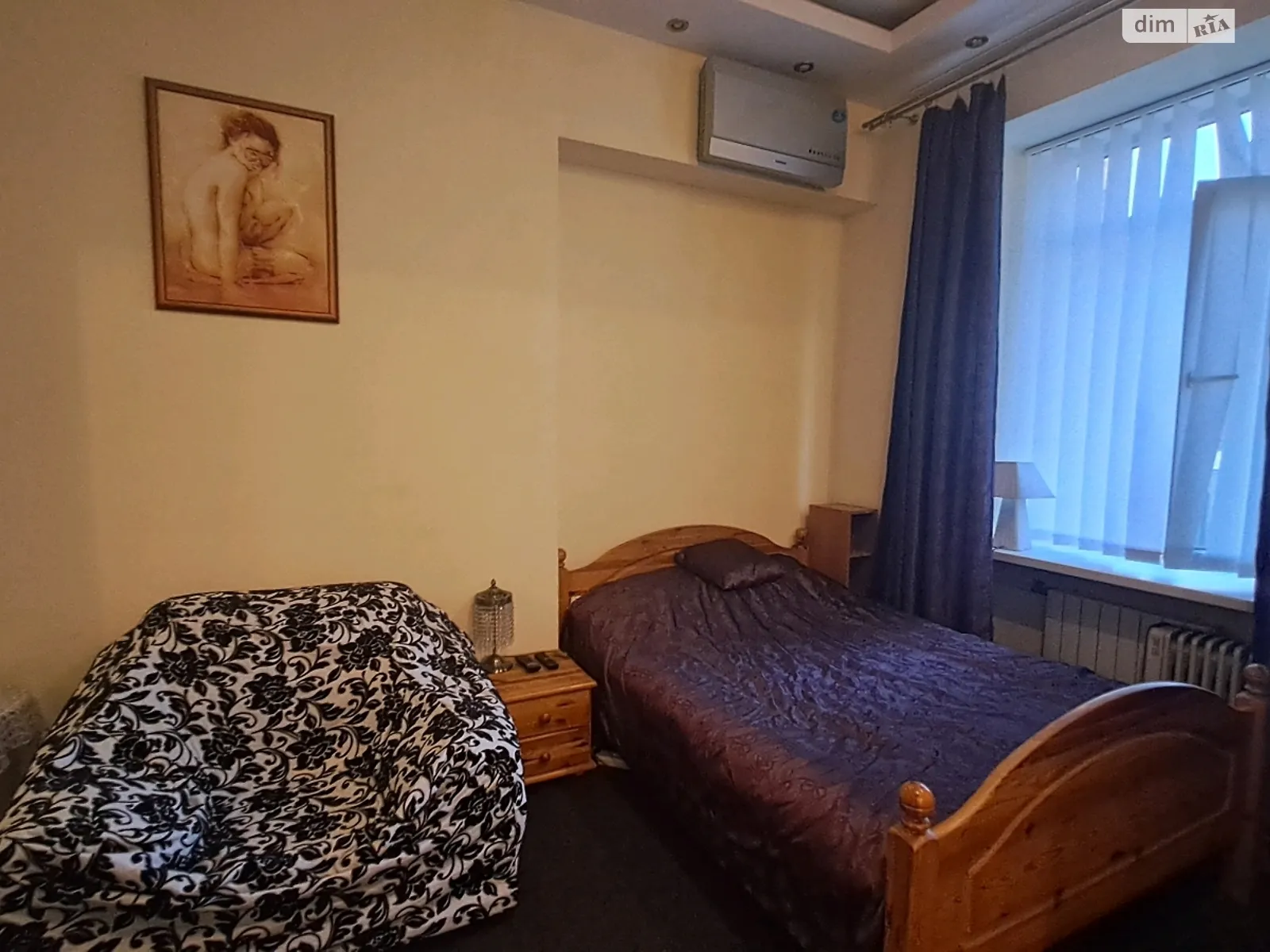 Здається в оренду 1-кімнатна квартира 26 кв. м у Києві, вул. Михайлівська, 22В - фото 1