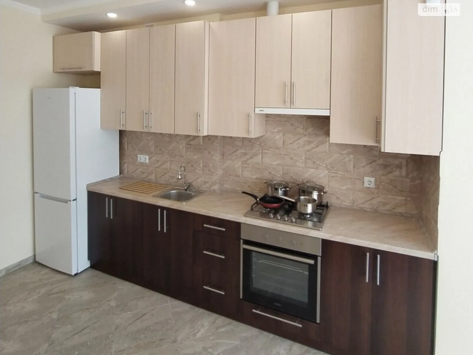 Сдается в аренду 1-комнатная квартира 42 кв. м в Львове, ул. Ручей - фото 1