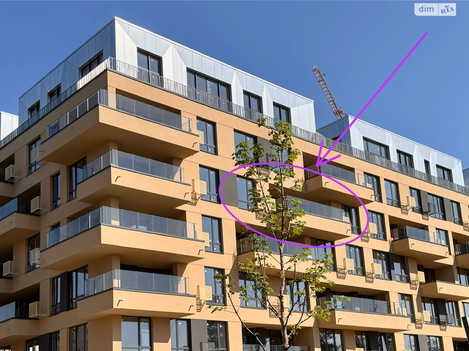 Продается 1-комнатная квартира 53.5 кв. м в Киеве, ул. Салютная - фото 1
