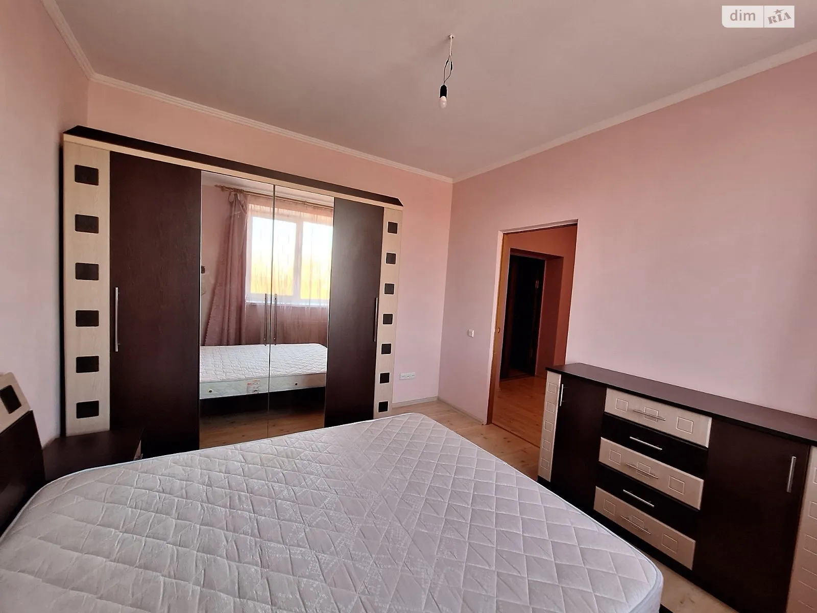 Продается 2-комнатная квартира 51.5 кв. м в Ивано-Франковске, ул. Медицинская - фото 1