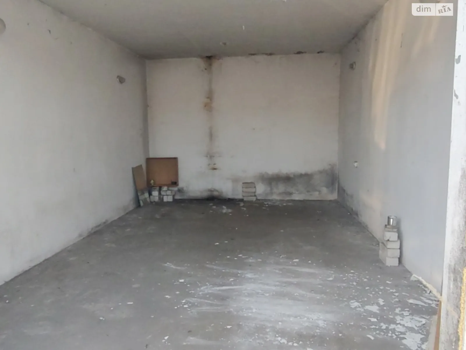 Продается отдельно стоящий гараж под легковое авто на 22.4 кв. м, цена: 5300 $ - фото 1