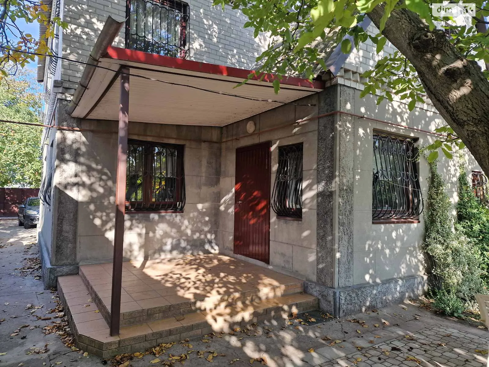 Продается дом на 2 этажа 166 кв. м с участком, цена: 91000 $ - фото 1