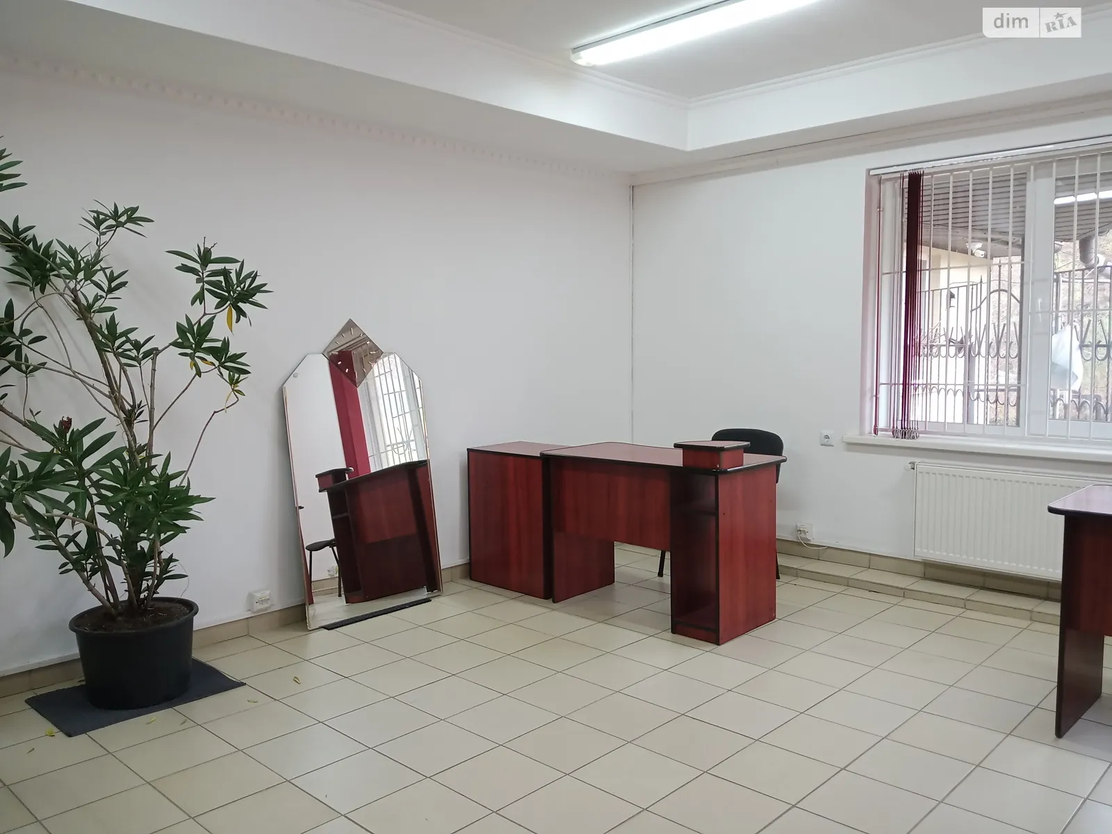 Здається в оренду офіс 30 кв. м в бізнес-центрі, цена: 10000 грн - фото 1