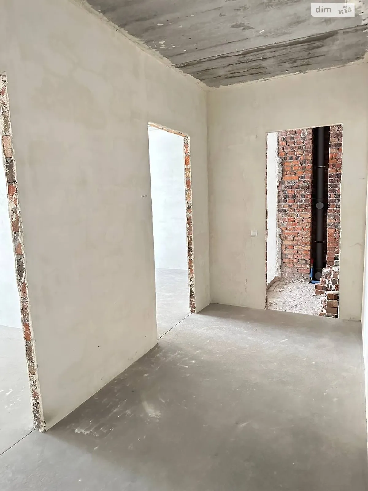 Продается 2-комнатная квартира 74 кв. м в Хмельницком, ул. Заречанская, 3/3Б - фото 1