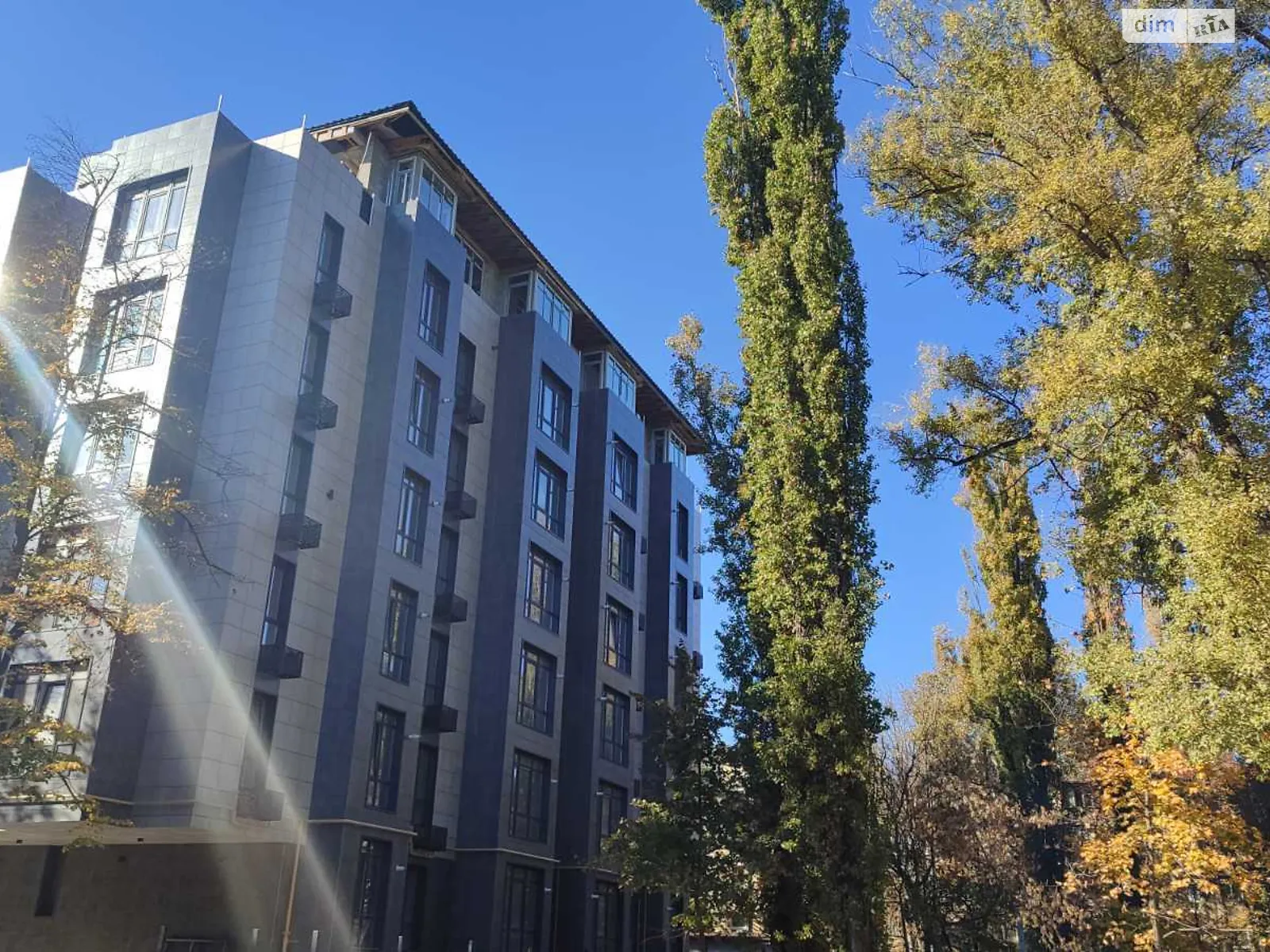 Продається 2-кімнатна квартира 69 кв. м у Одесі, вул. Космонавтів - фото 1