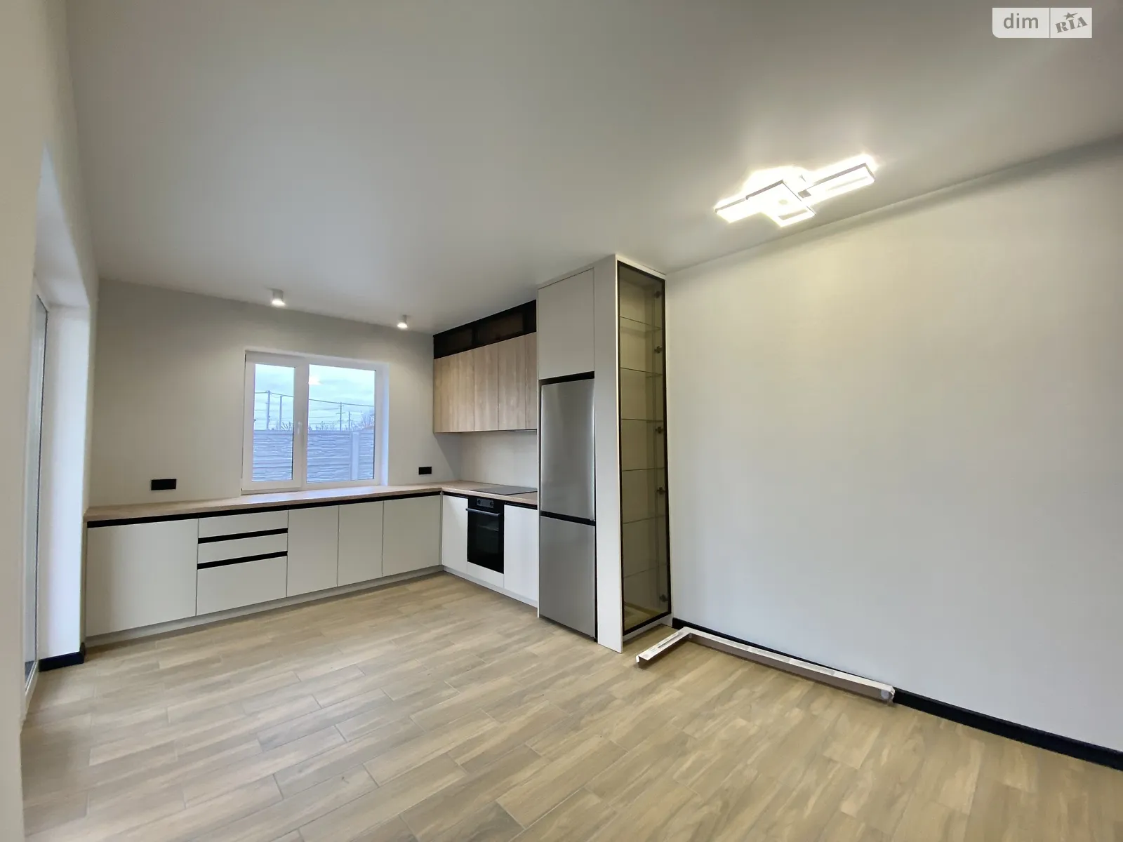 Продается одноэтажный дом 95 кв. м с беседкой, цена: 145000 $ - фото 1