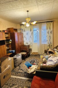 Продаж квартири, Вінниця, р‑н. Вишенька, просп. Космонавтів, буд. 15