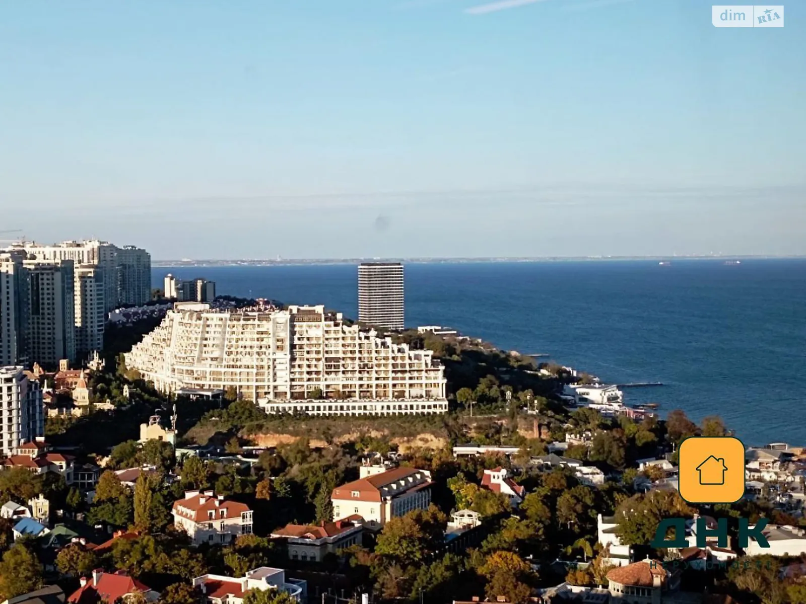 Продається 2-кімнатна квартира 103 кв. м у Одесі, вул. Валерія Самофалова, 16А/1 - фото 1